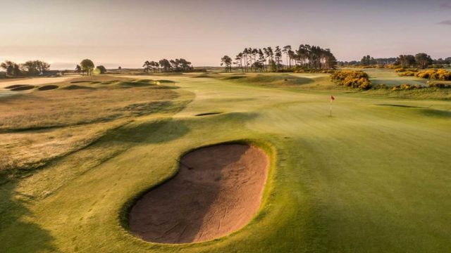 carnoustie golf