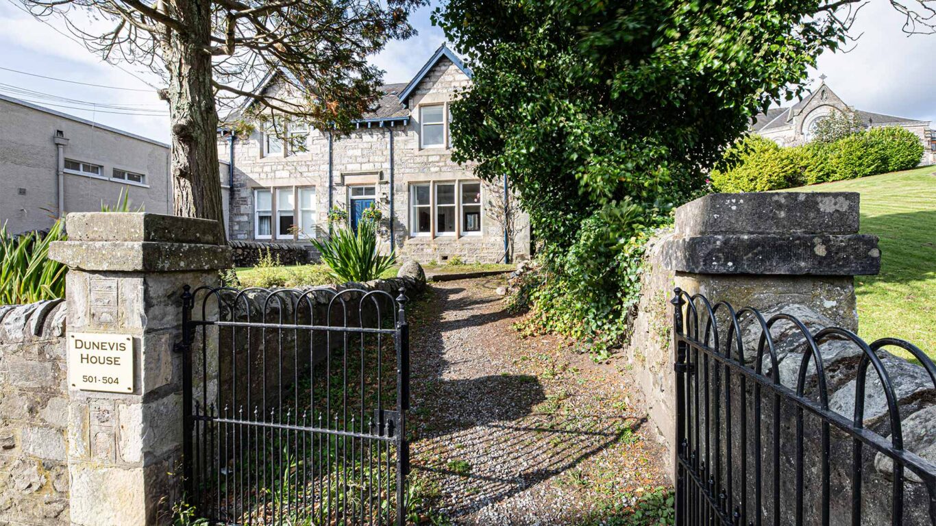 Dunevis-House-Exterior