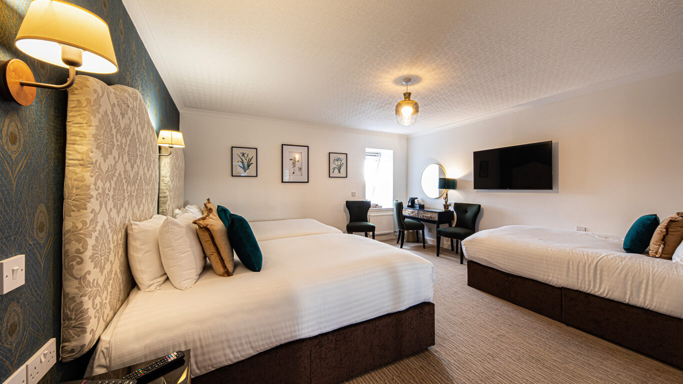 Triple Room